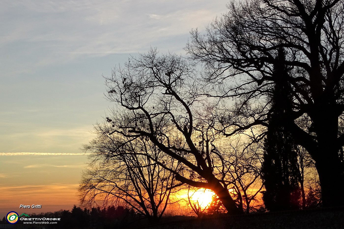 92 Tramonto del sole a Villa Pesenti-Agliardi.JPG